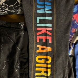 7 PAIRS of Workout Leggings. Different designers and brands. In GREAT CONDITION.